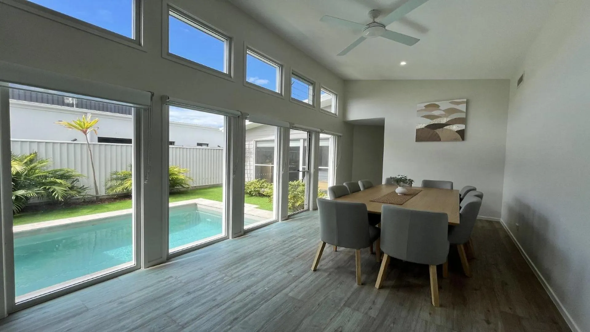 הוילה Pelican Waters Marina View בית נופש